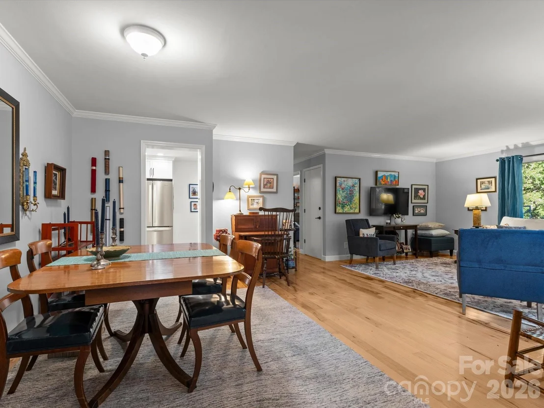 Photo of 110 Aurora Drive