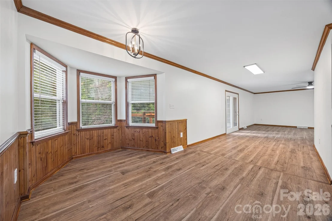 Photo of 281 Schoolside Drive