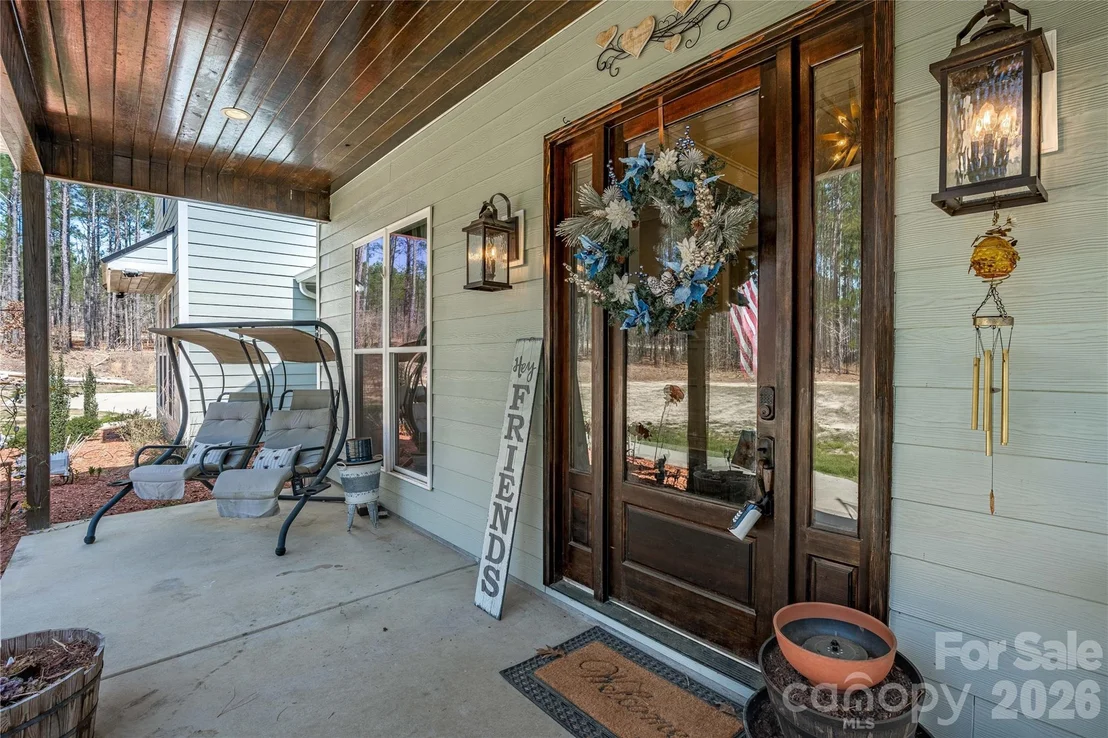 Photo of 2138 Lockhart Road