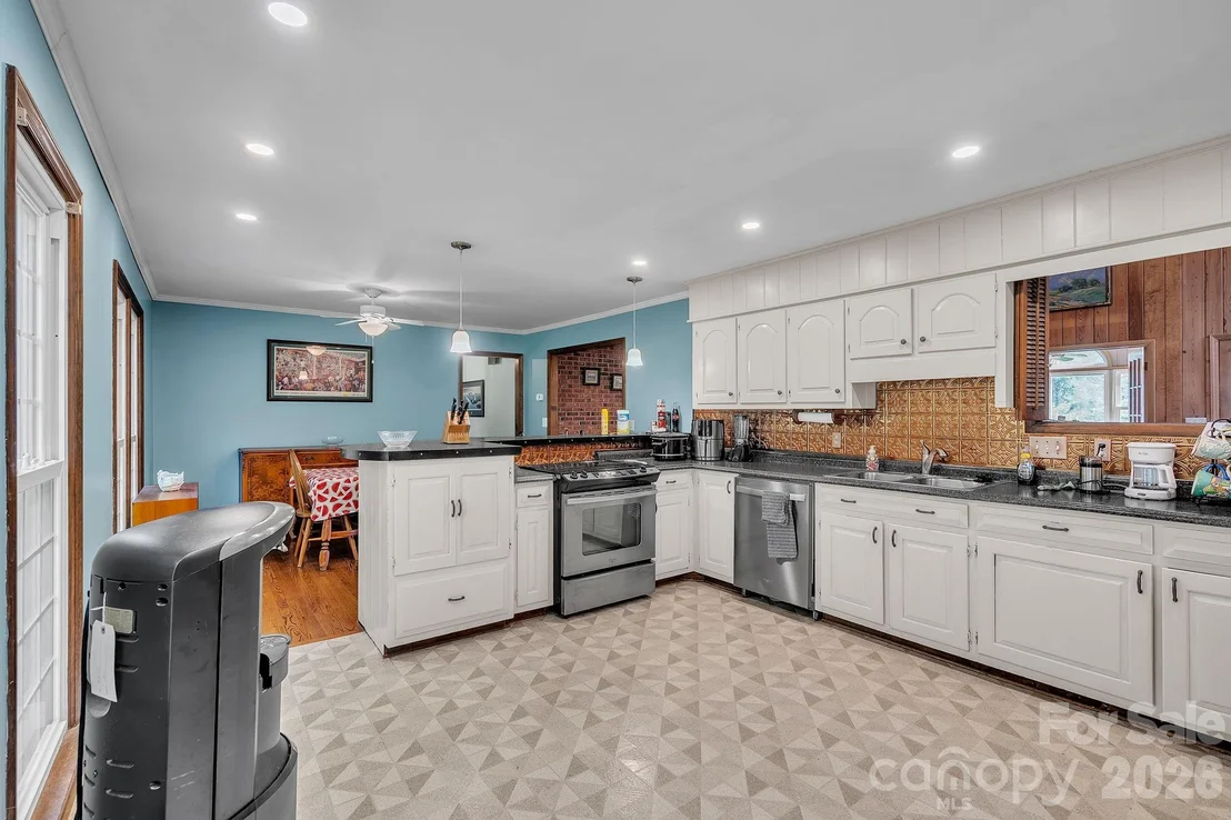 Photo of 412 Smith Road