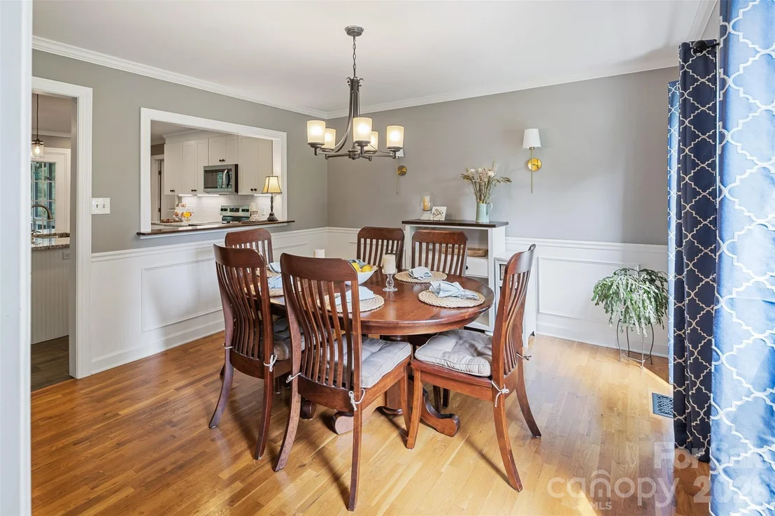 Photo of 1413 Windemere Lane