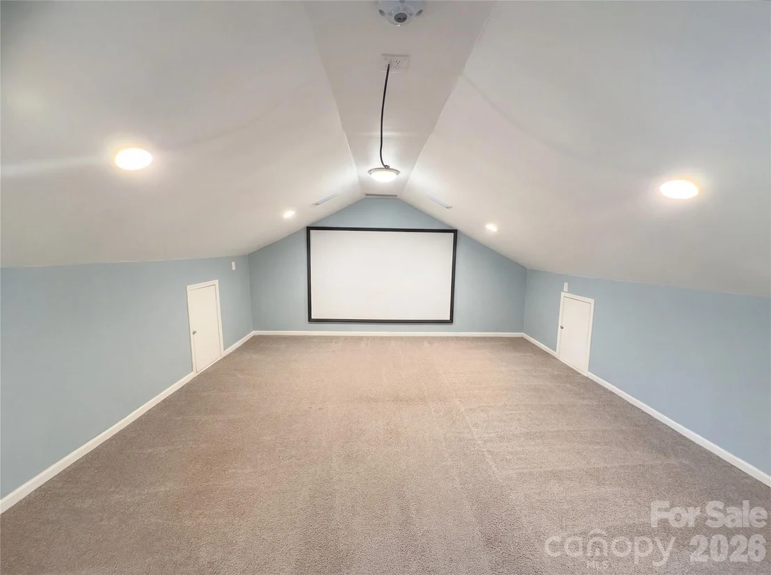 Photo of 3029 Southampton Circle