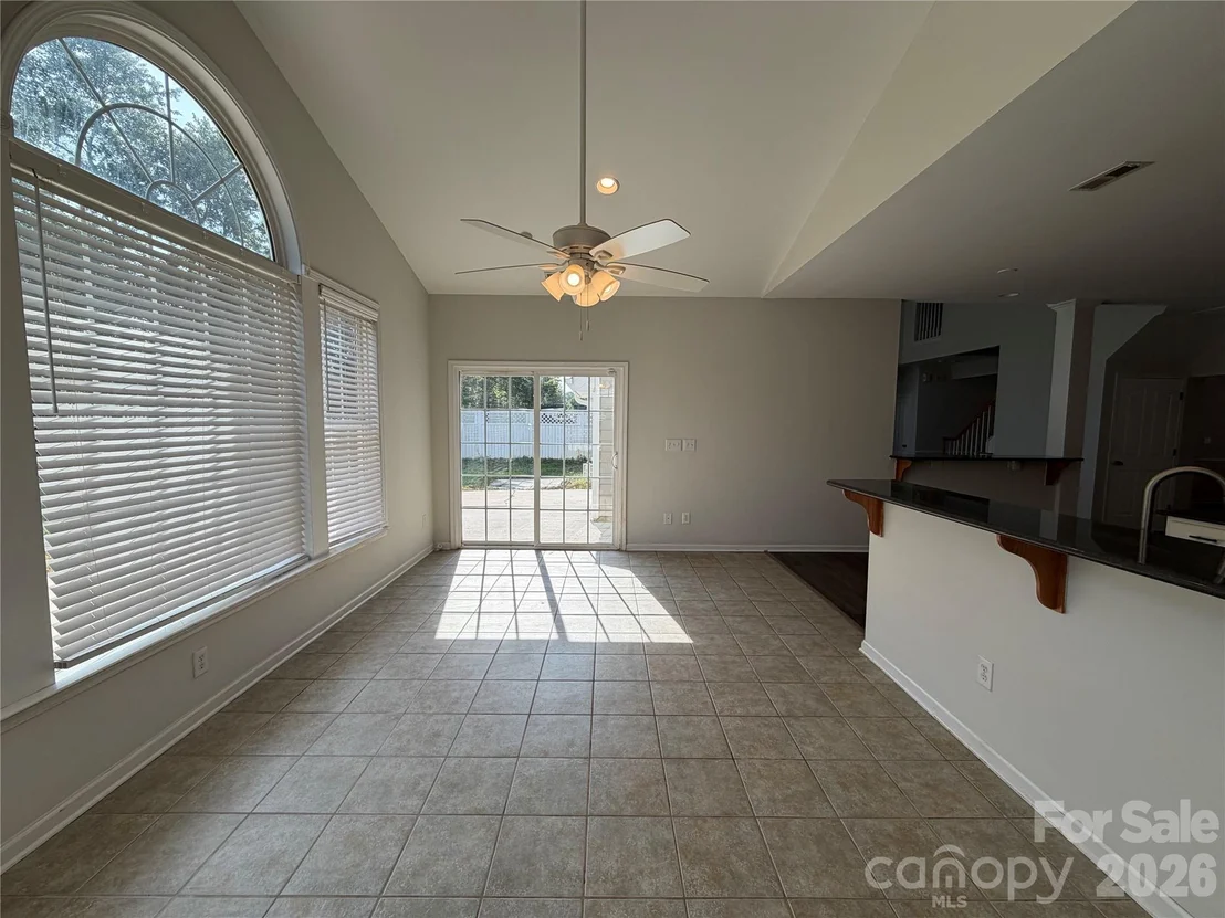 Photo of 821 Pinkney Place