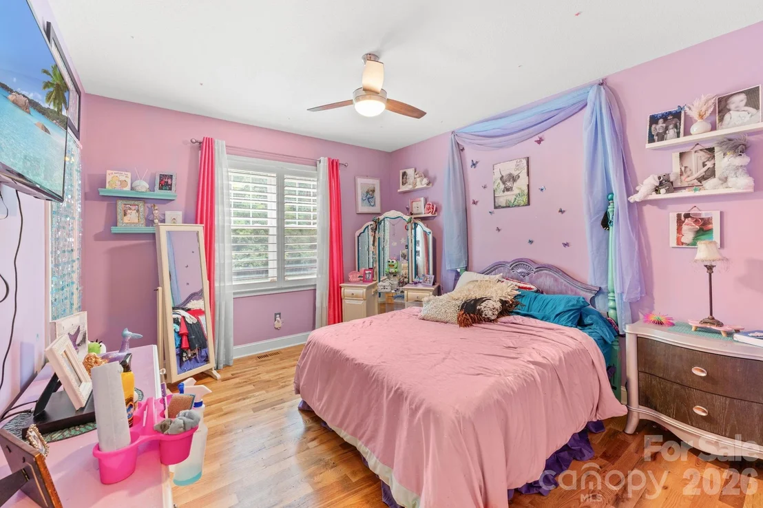 Photo of 1655 Antioch Road