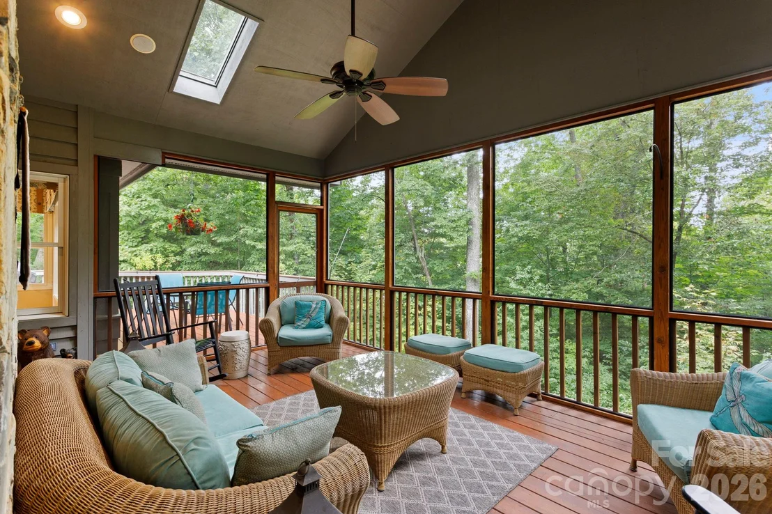 Photo of 324 Kenmure Drive
