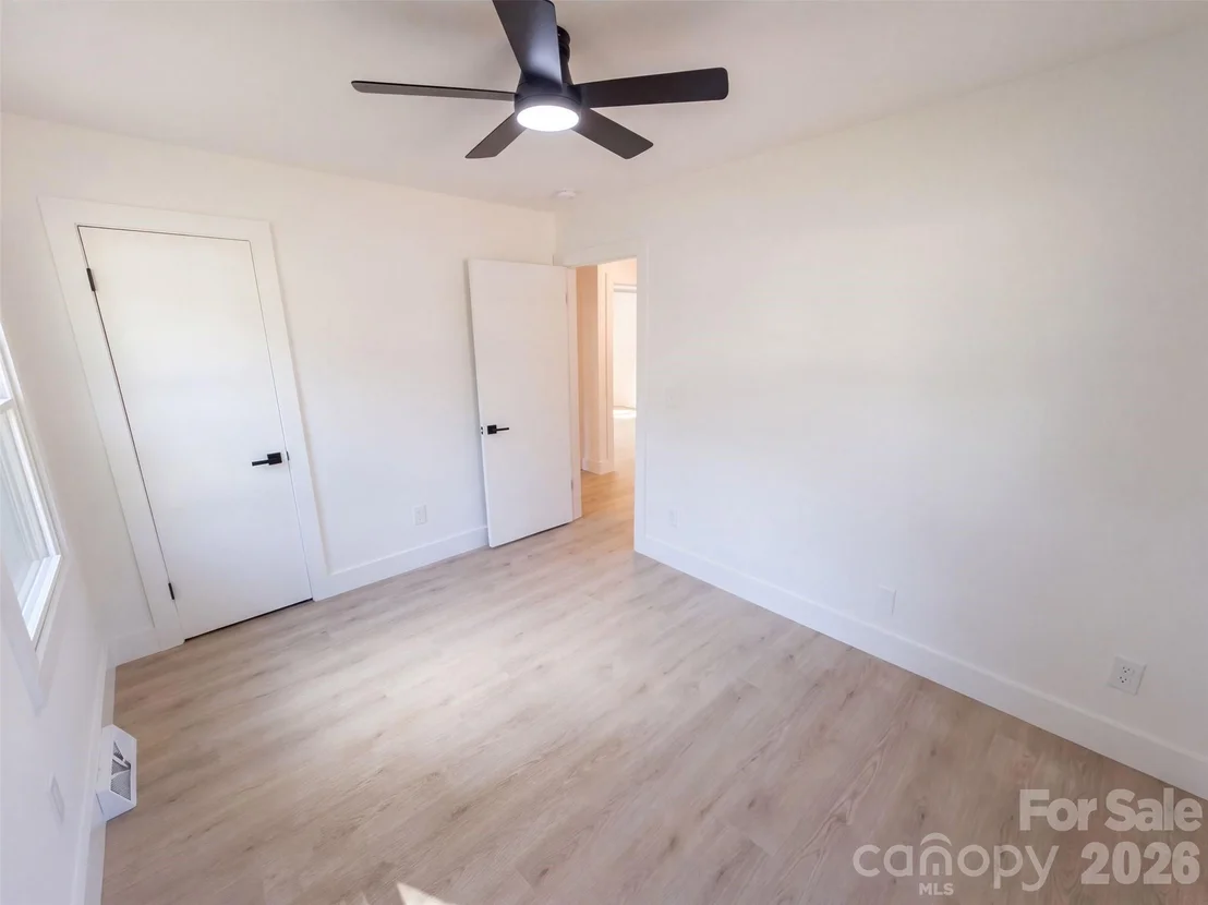 Photo of 4200 Abbeydale Drive