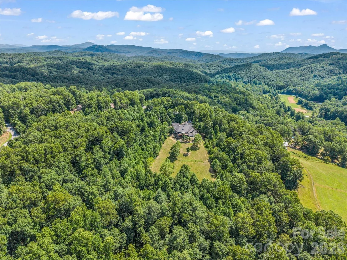 Photo of 930 Big Raven Lane