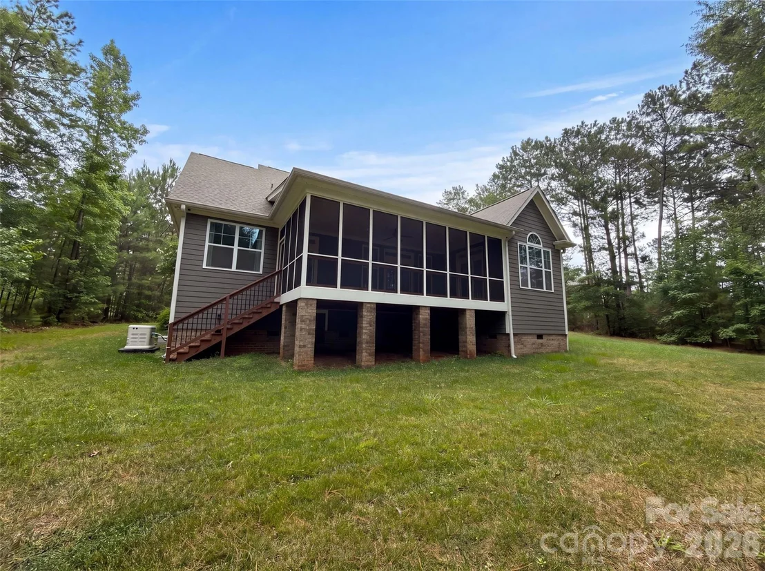 Photo of 4193 Persimmon Road