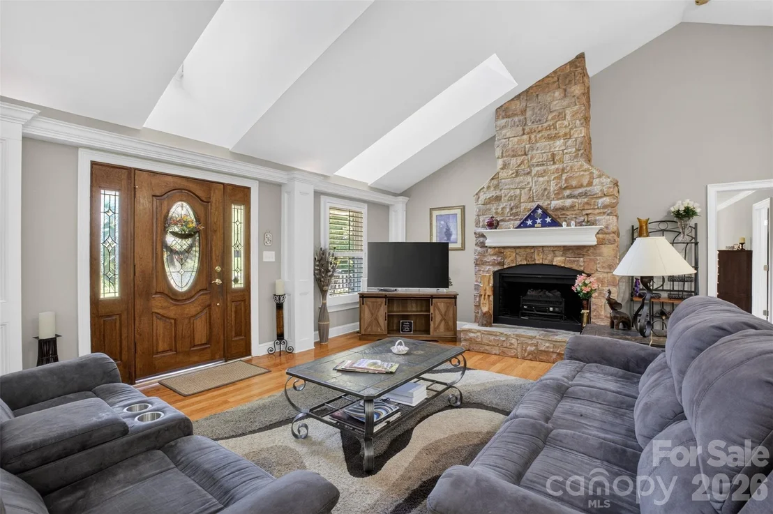 Photo of 8234 Dennis Road