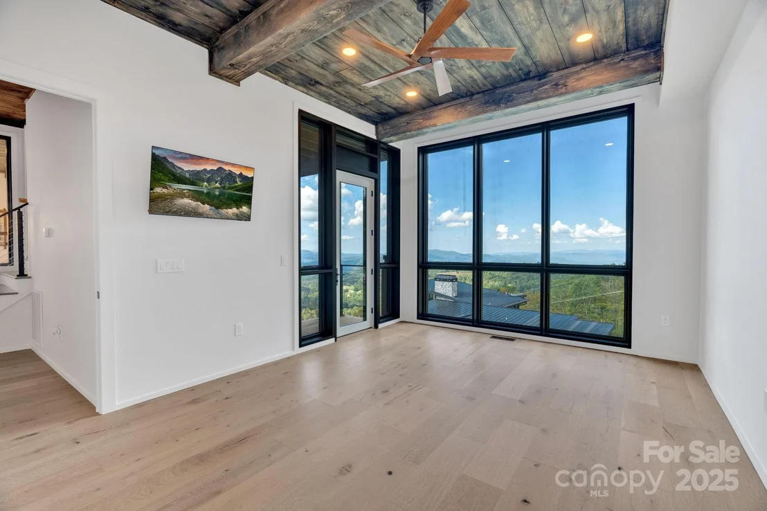 Photo of 294 Silver Eagle Trail