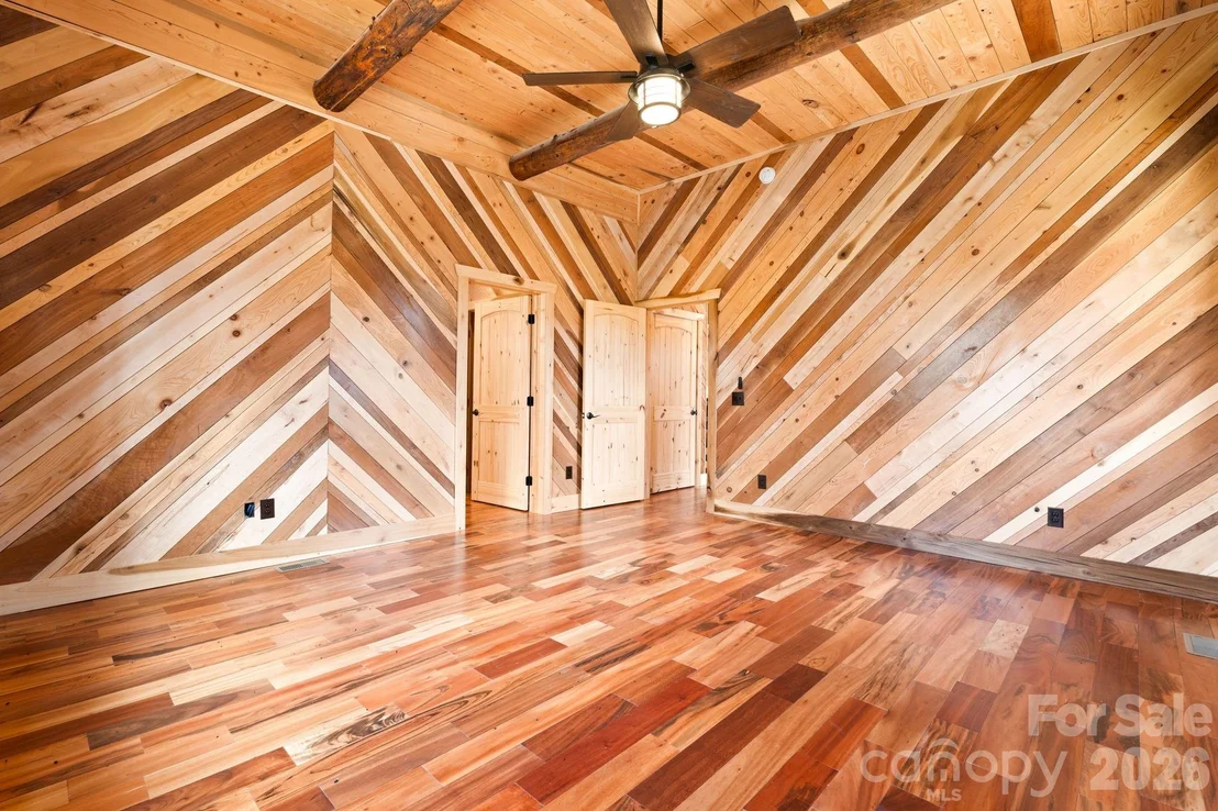 Photo of 449 Hampton Ridge Road