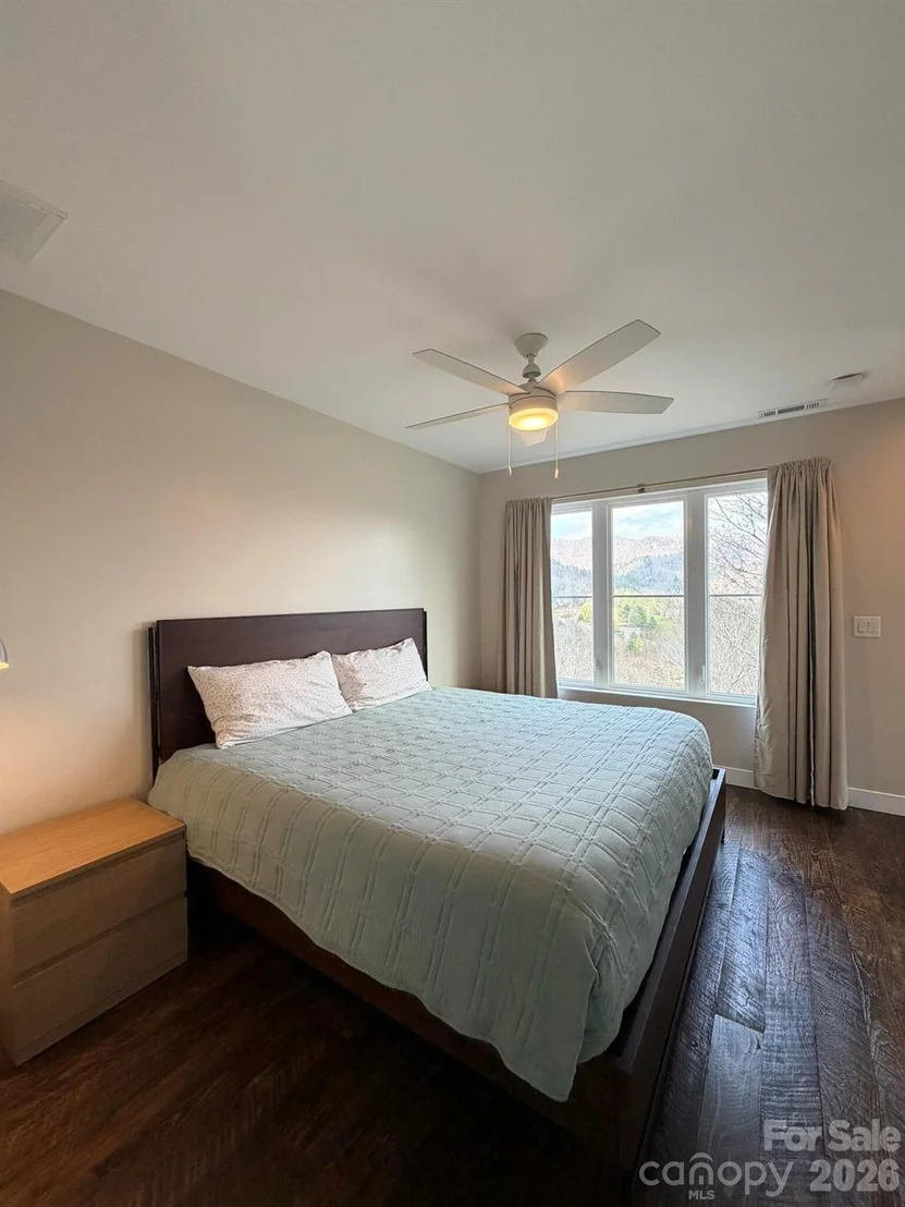 Photo of 70 Knobby Lane
