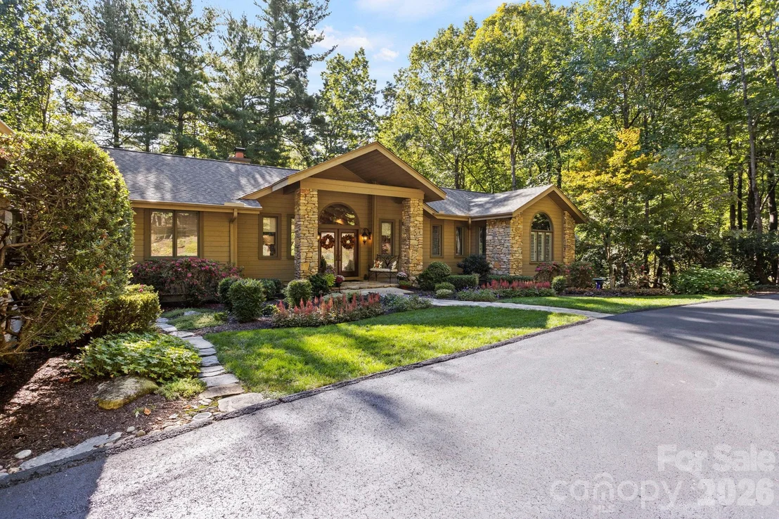 Photo of 308 Kenmure Drive