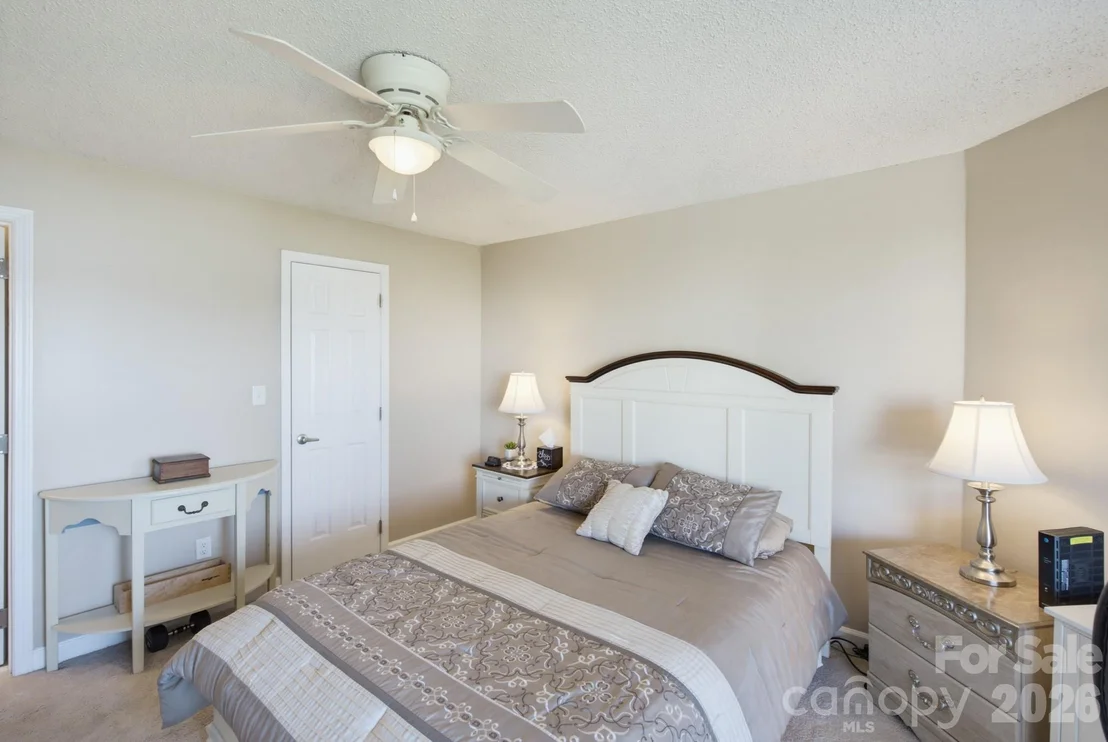 Photo of 1338 Torrence Circle