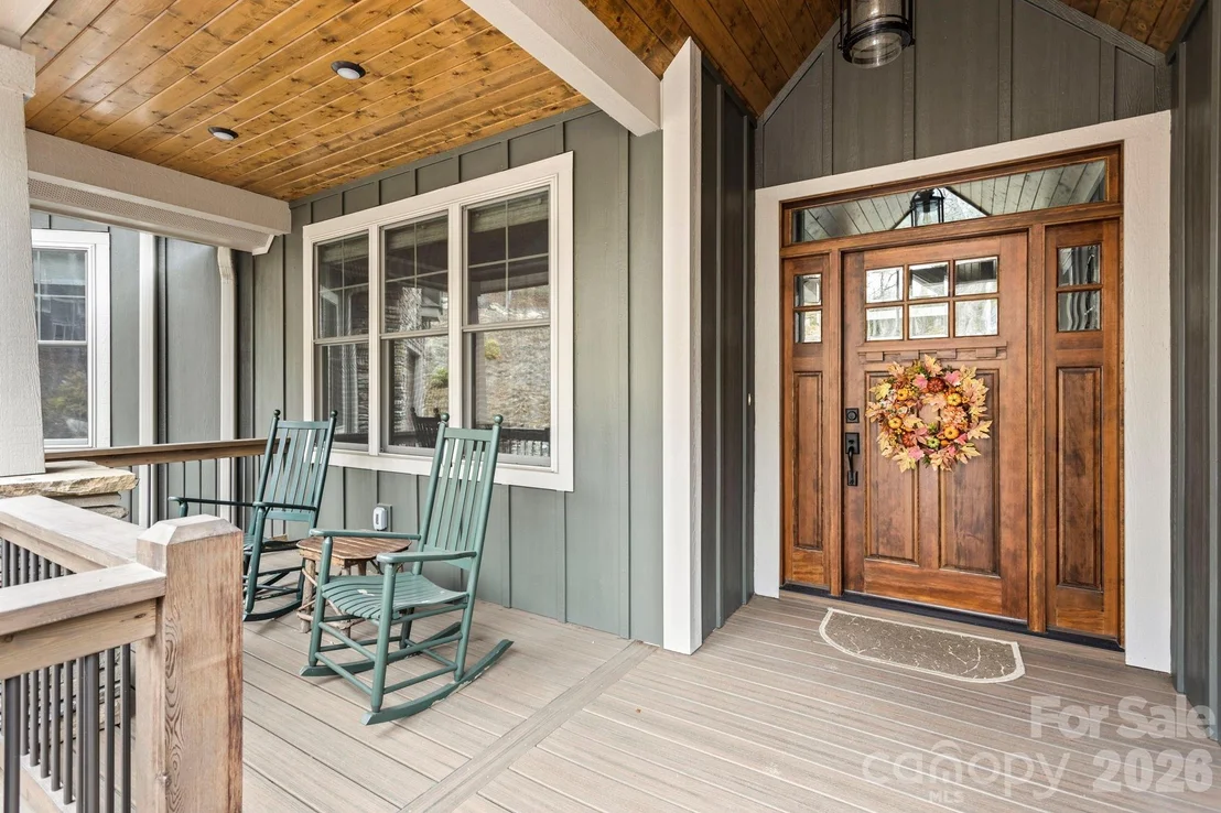 Photo of 719 Overlook Drive