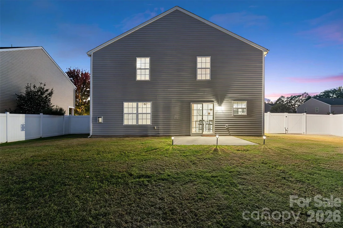 Photo of 407 Lind Point Lane