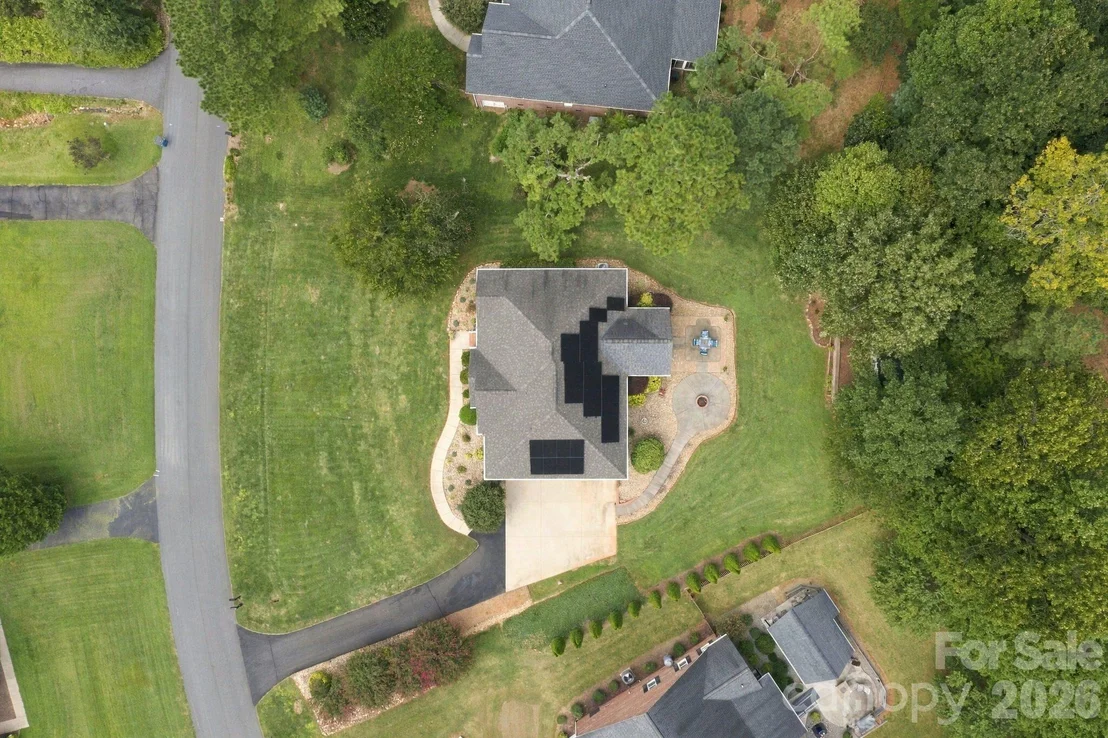 Photo of 1463 Brookstone Drive