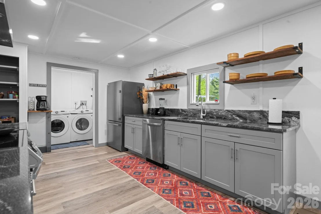 Photo of 1426 Rainbow Trail