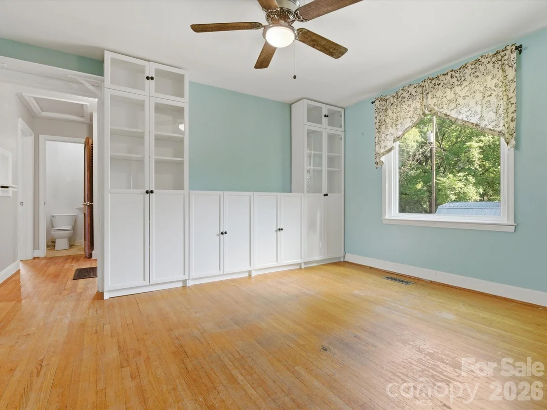 Photo of 620 Normandy Road