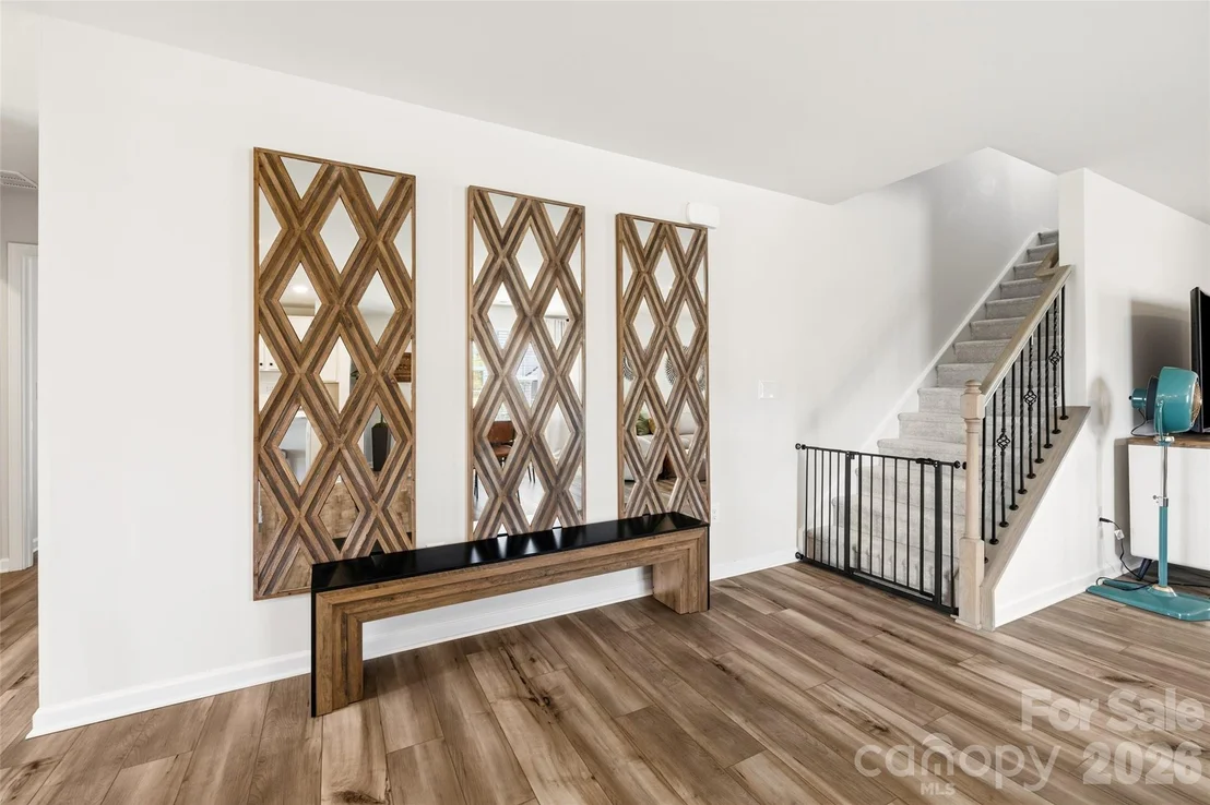 Photo of 1210 Old Fort Drive