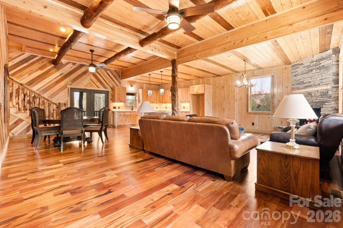 Photo of 449 Hampton Ridge Road