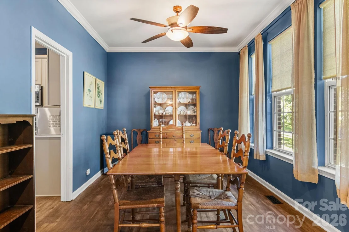 Photo of 324 Brixham Place