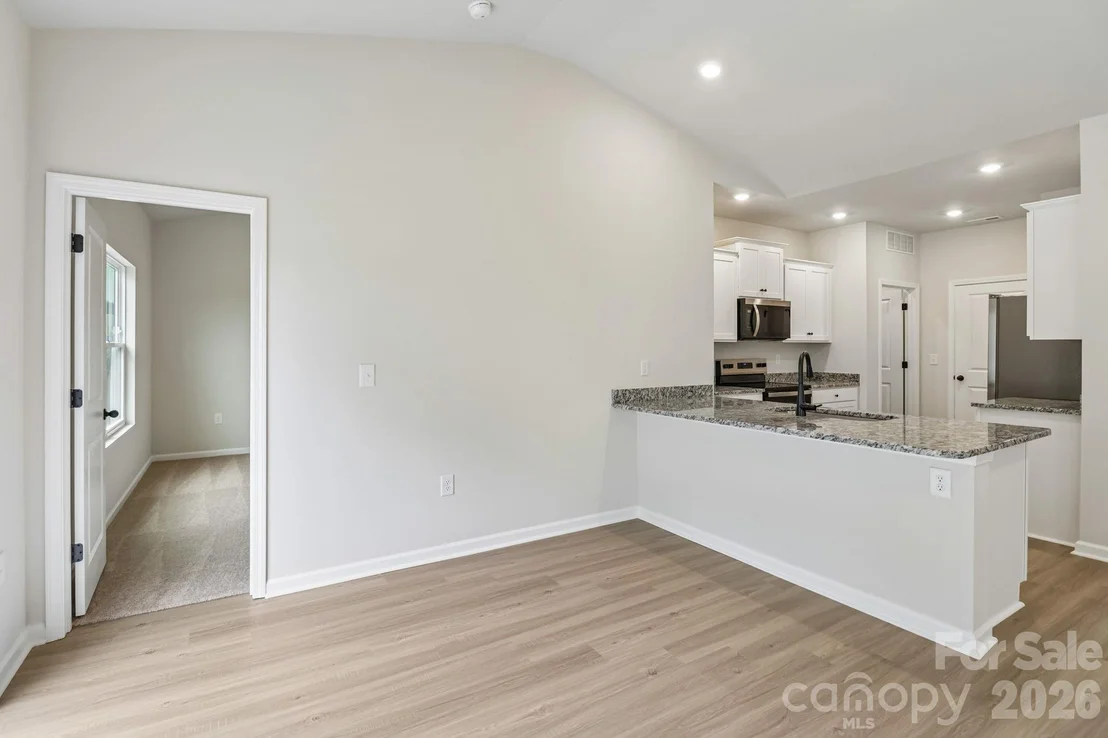 Photo of 804 Willow Estates Drive