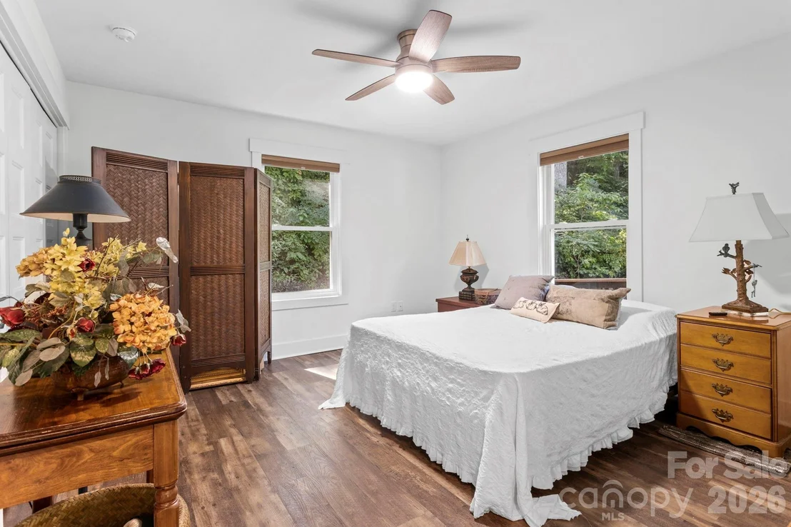 Photo of 400 Laurel Drive