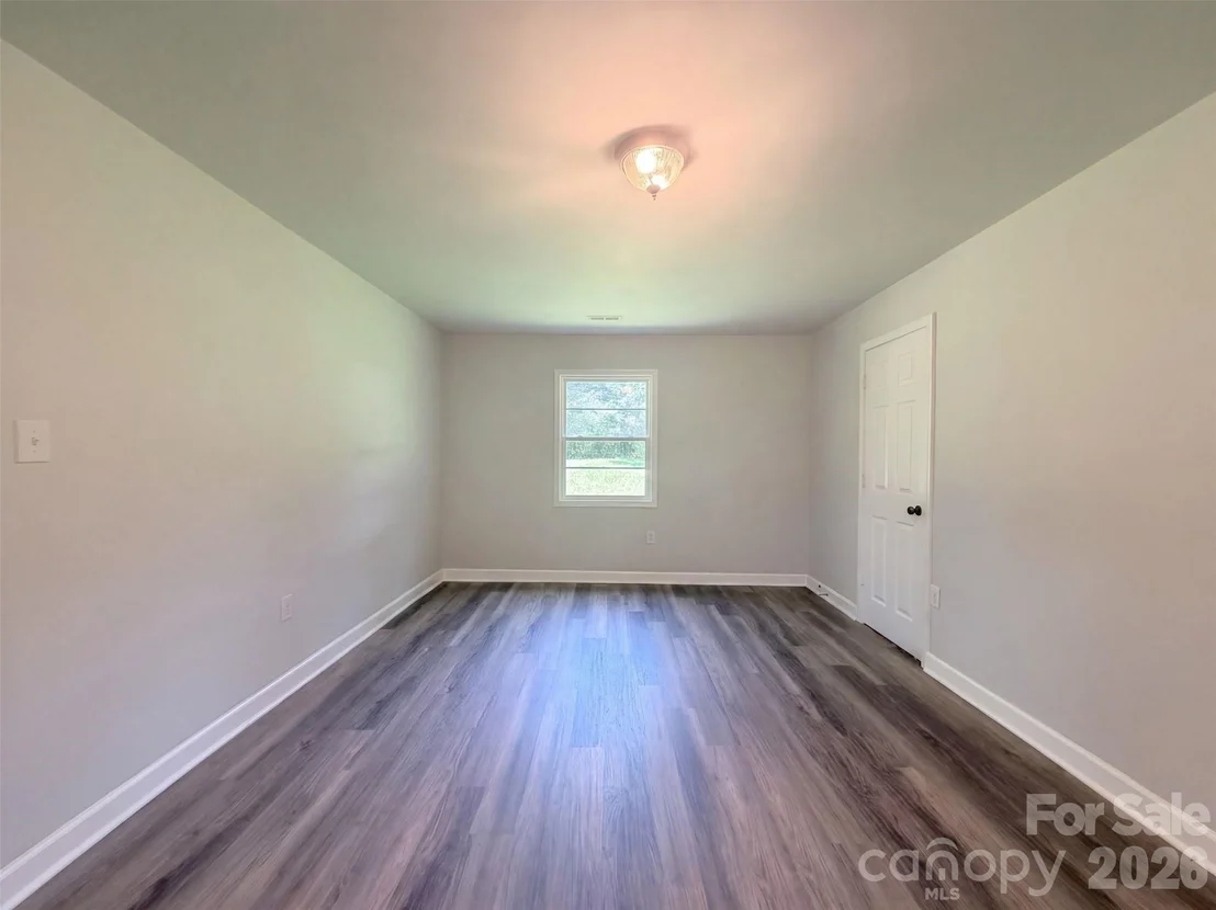 Photo of 131 Highland Point Avenue