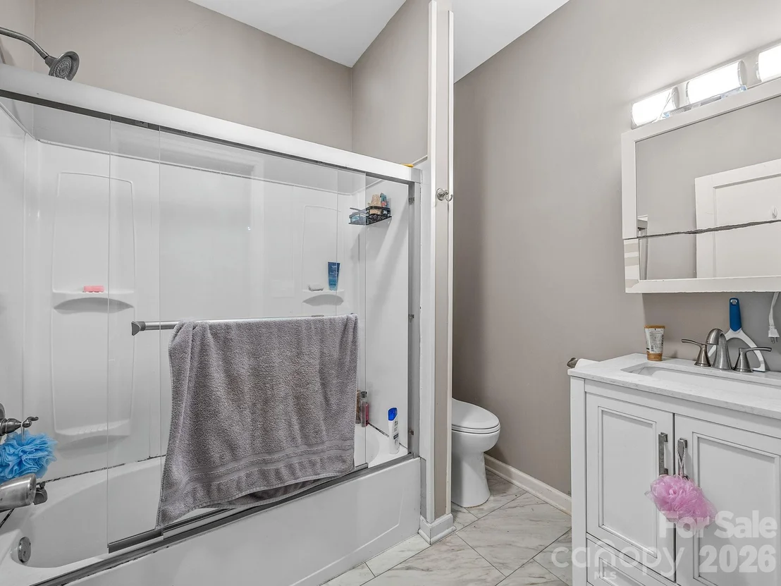 Photo of 110 Grady Avenue