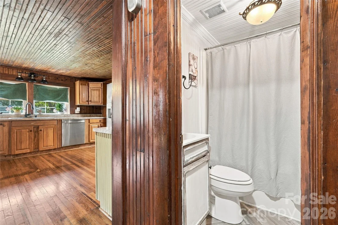 Photo of 114 Beacon Hill Road