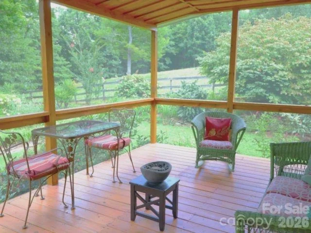 Photo of 141 Owl Haven Lane