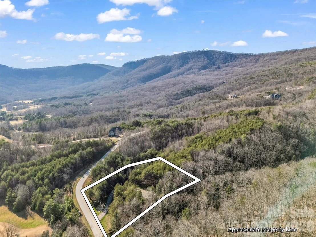 Photo of 61 Deep Gap Farm Road E