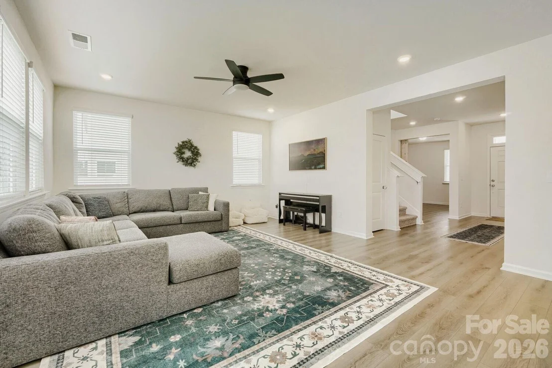 Photo of 3244 Maya Lane