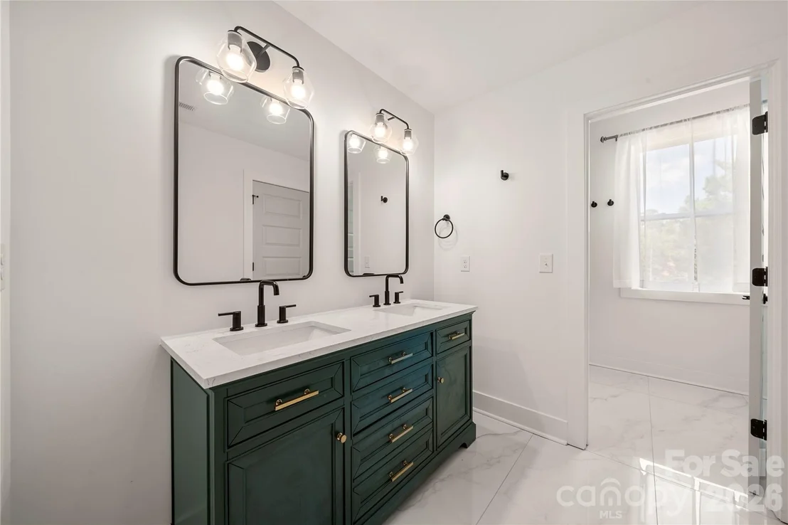 Photo of 11352 Timber Ridge Road
