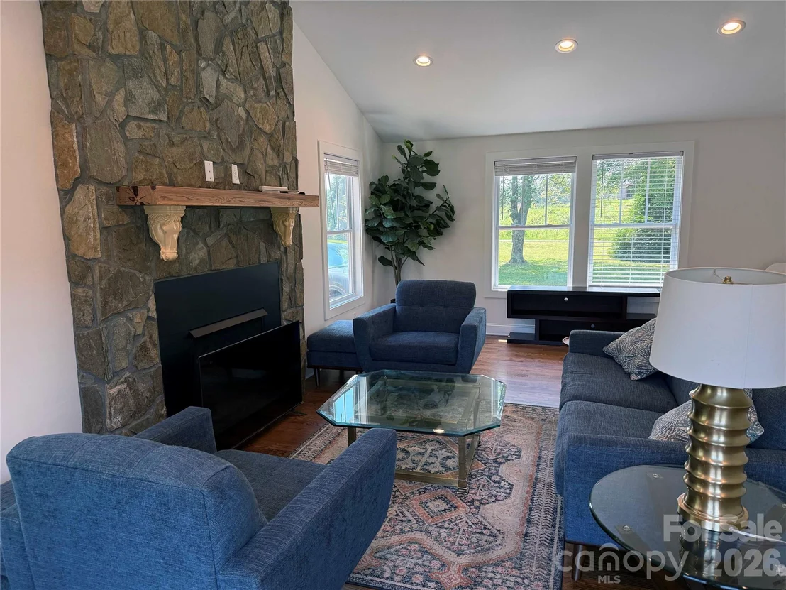 Photo of 100 Gilbert Road