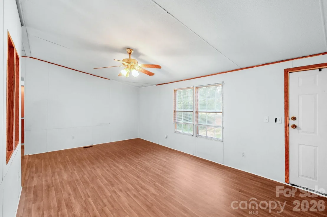 Photo of 185 Coot Sistare Road