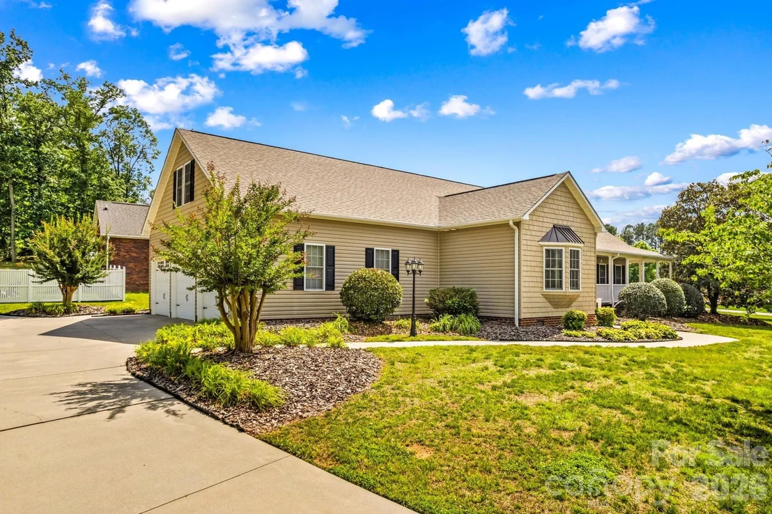 Photo of 101 Devonshire Lane