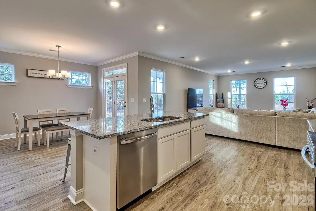 Photo of 4922 Bethune Road
