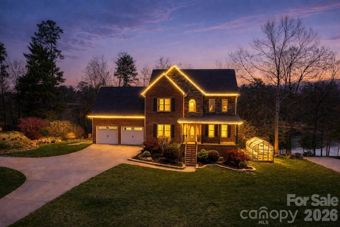 Photo of 4726 Crystal Falls Avenue