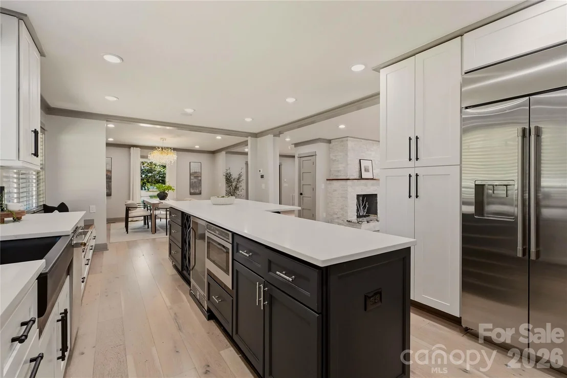 Photo of 2919 Colony Road