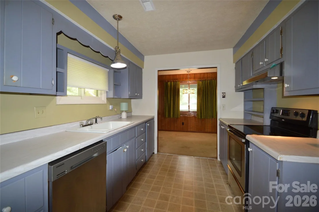 Photo of 184 Laurel Road