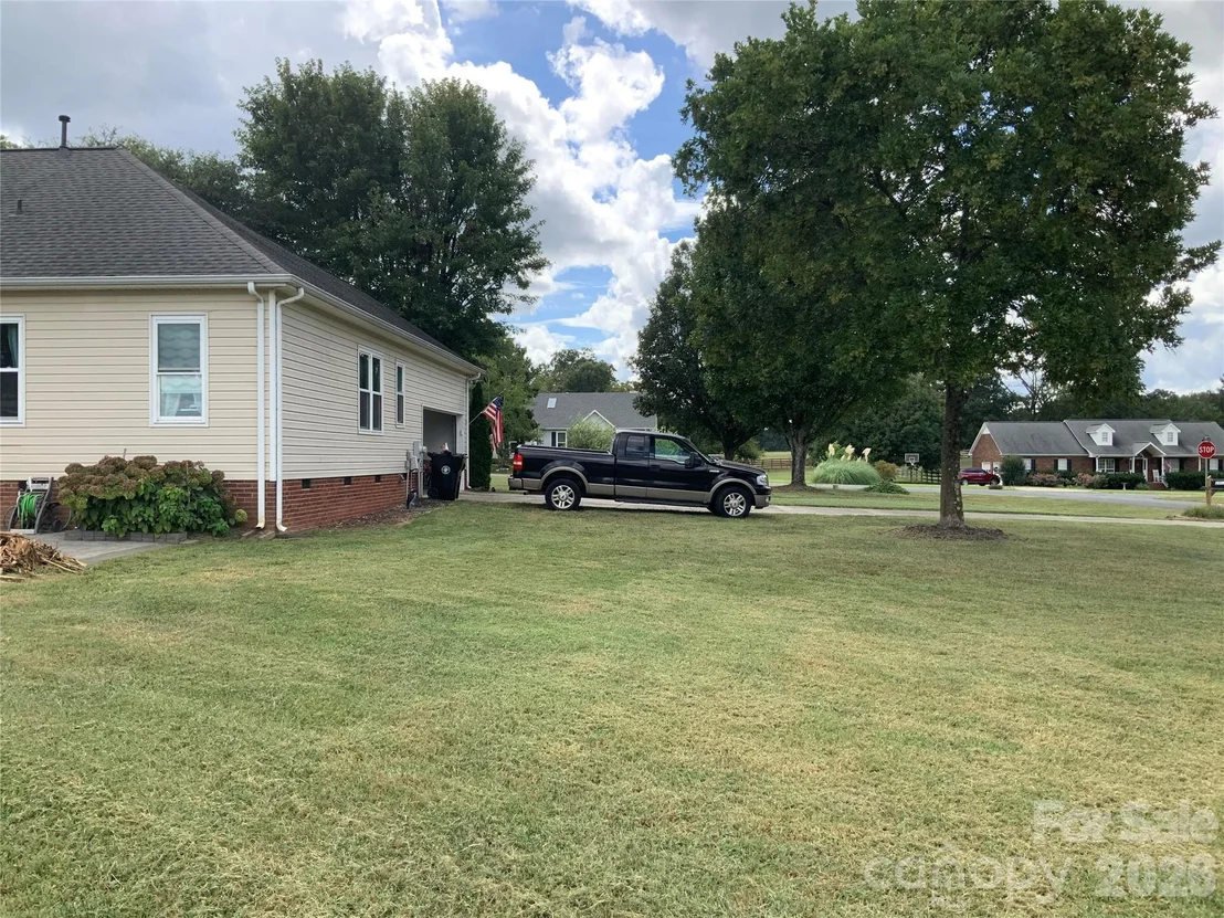 Photo of 3313 Luke Court