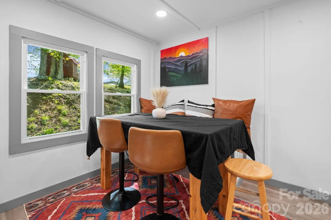Photo of 1426 Rainbow Trail