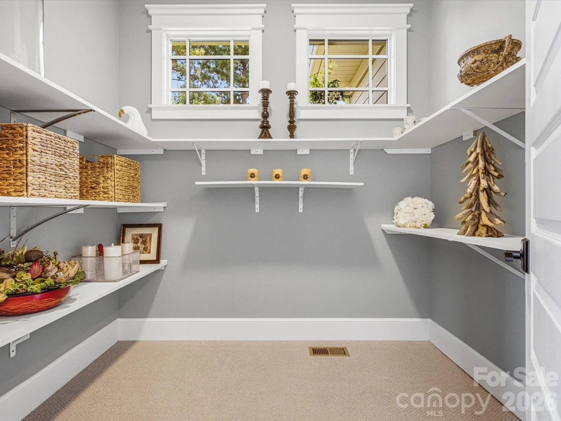 Photo of 4099 Persimmon Road