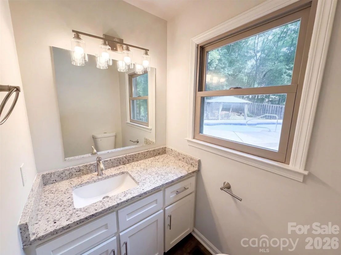 Photo of 121 Goodman Circle NE
