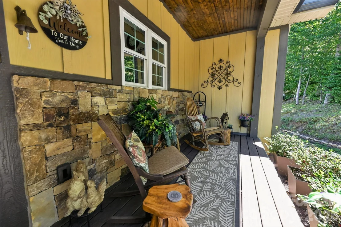 Photo of 100 Brookstone Mountain Trail