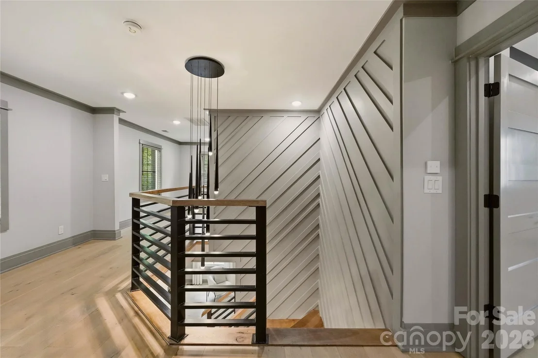 Photo of 2919 Colony Road