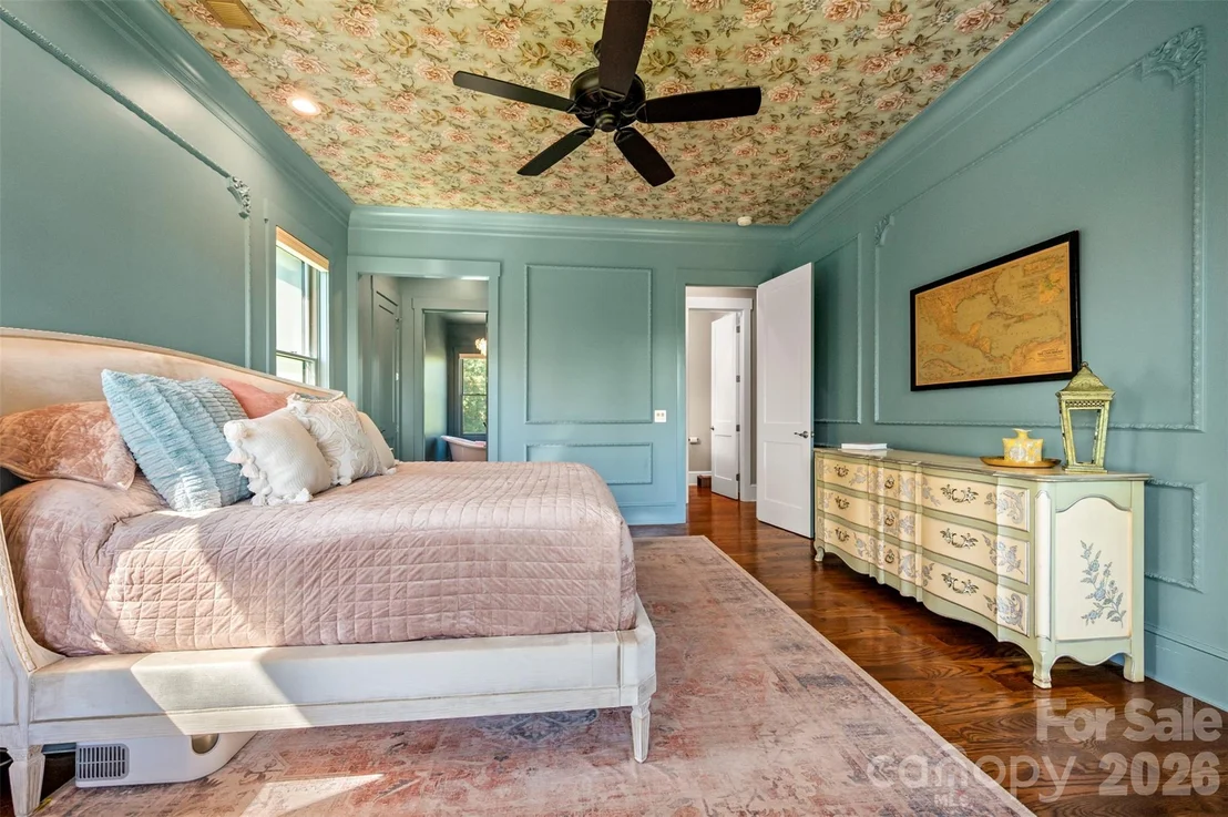 Photo of 398 Mapleton Lane