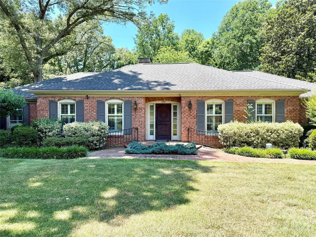 Photo of 136 Mimosa Hills Drive